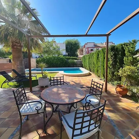 Casa Con Piscina Privada De Agua Salada